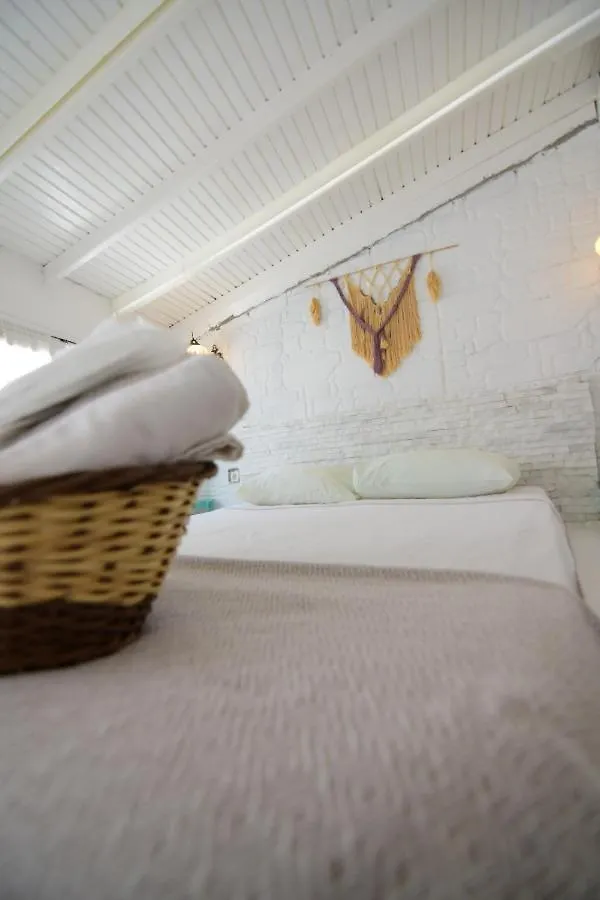 Bed & Breakfast Aracati Pansiyon Çeşme